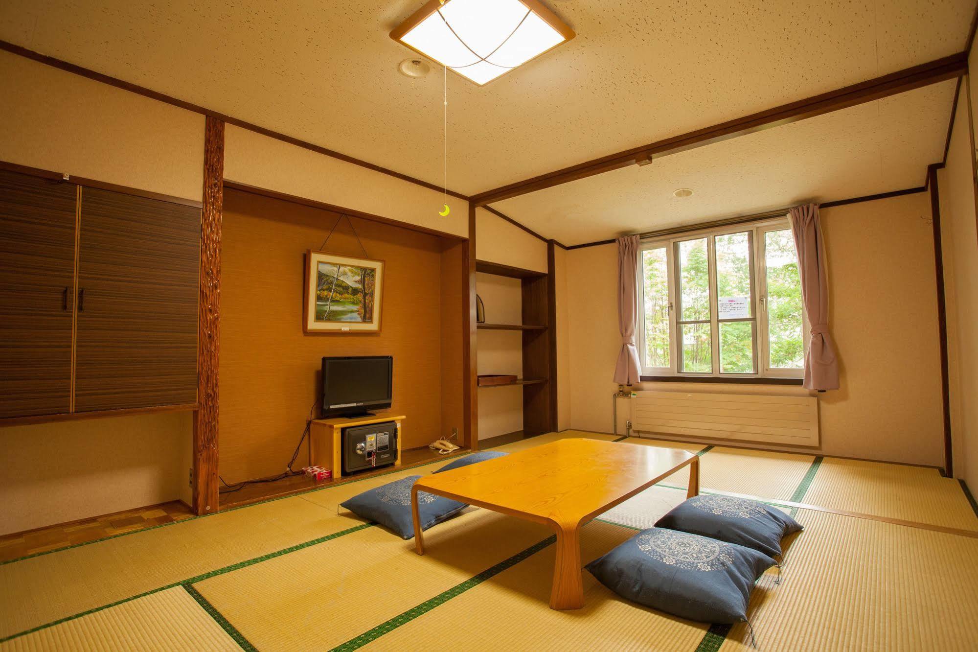Hotel Mutsumi Shiga Kogen Exterior foto